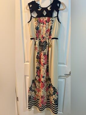 Floral Maxi Dress Size M